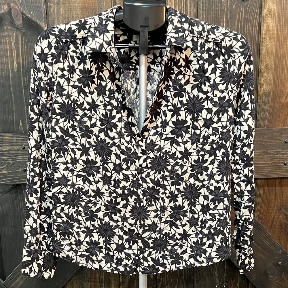 Hinge Black Beige Floral Viscose Top M Boho Split Neck Long Sleeves Dressy Dark